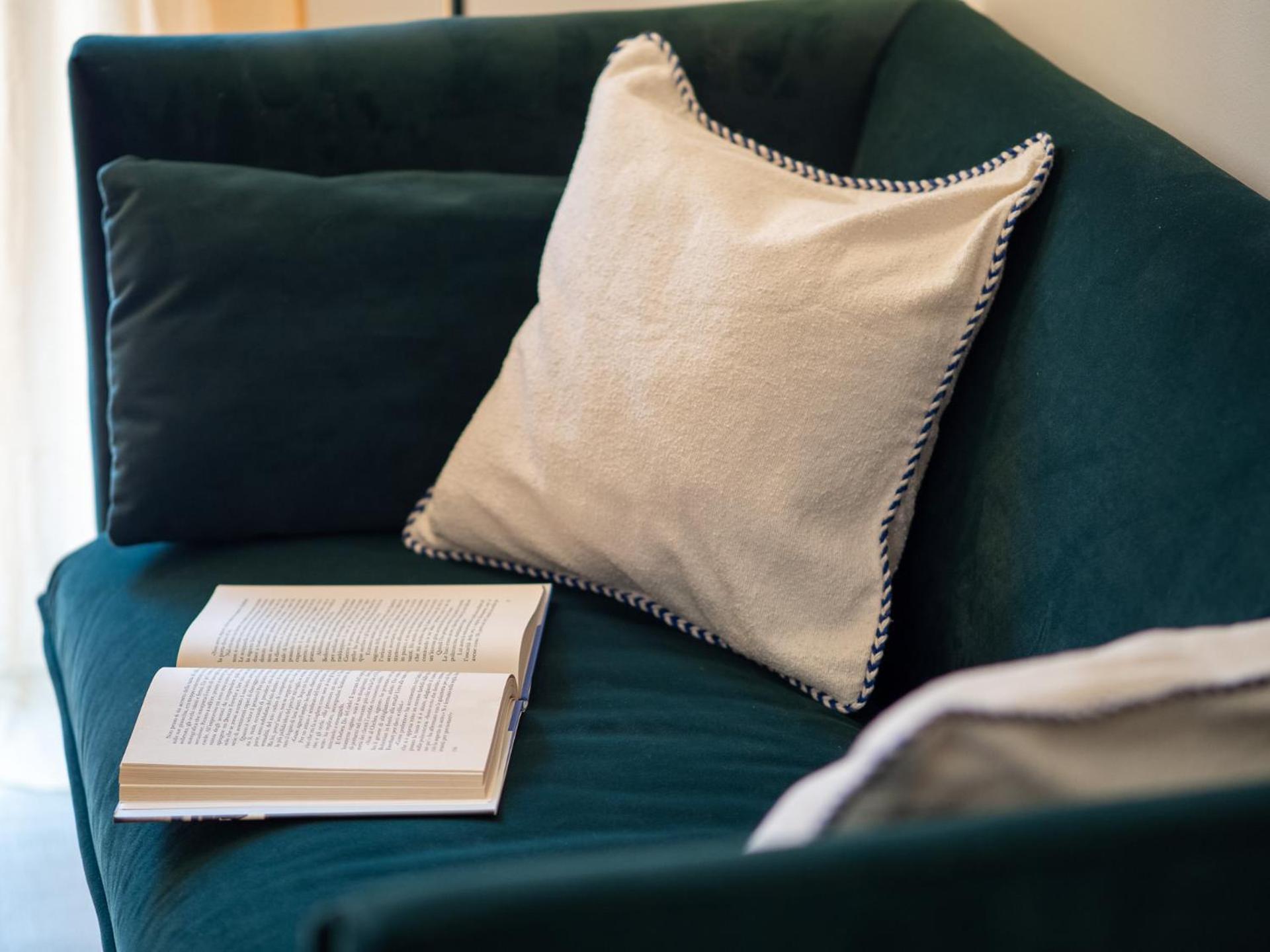 Stylish Flat With Balcony - 15 Min To Duomo Apartment Milan Luaran gambar