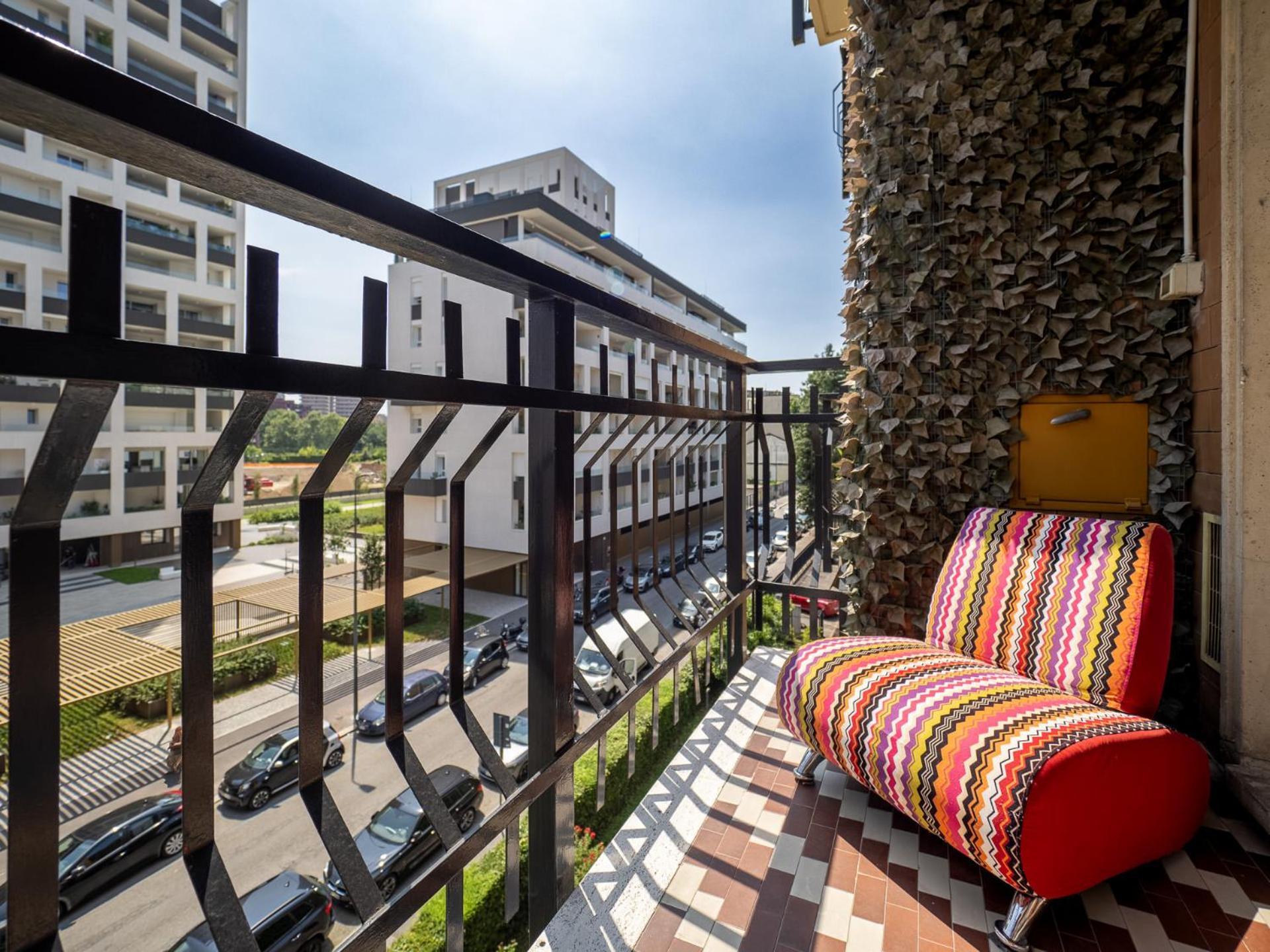 Stylish Flat With Balcony - 15 Min To Duomo Apartment Milan Luaran gambar