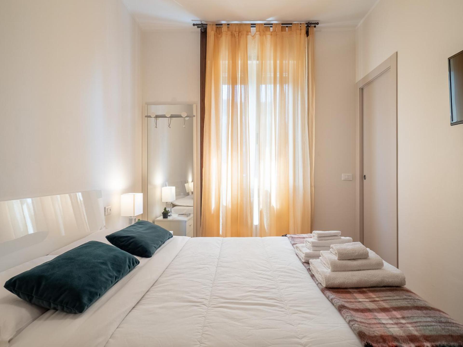 Stylish Flat With Balcony - 15 Min To Duomo Apartment Milan Luaran gambar